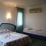Alder Hotel Ayvalı